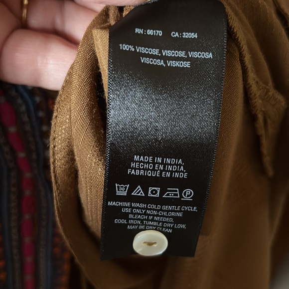 Anthropologie Maeve Bohemian Embroidery Trimmed Wrap Sleeveless Top - Picture 8 of 8